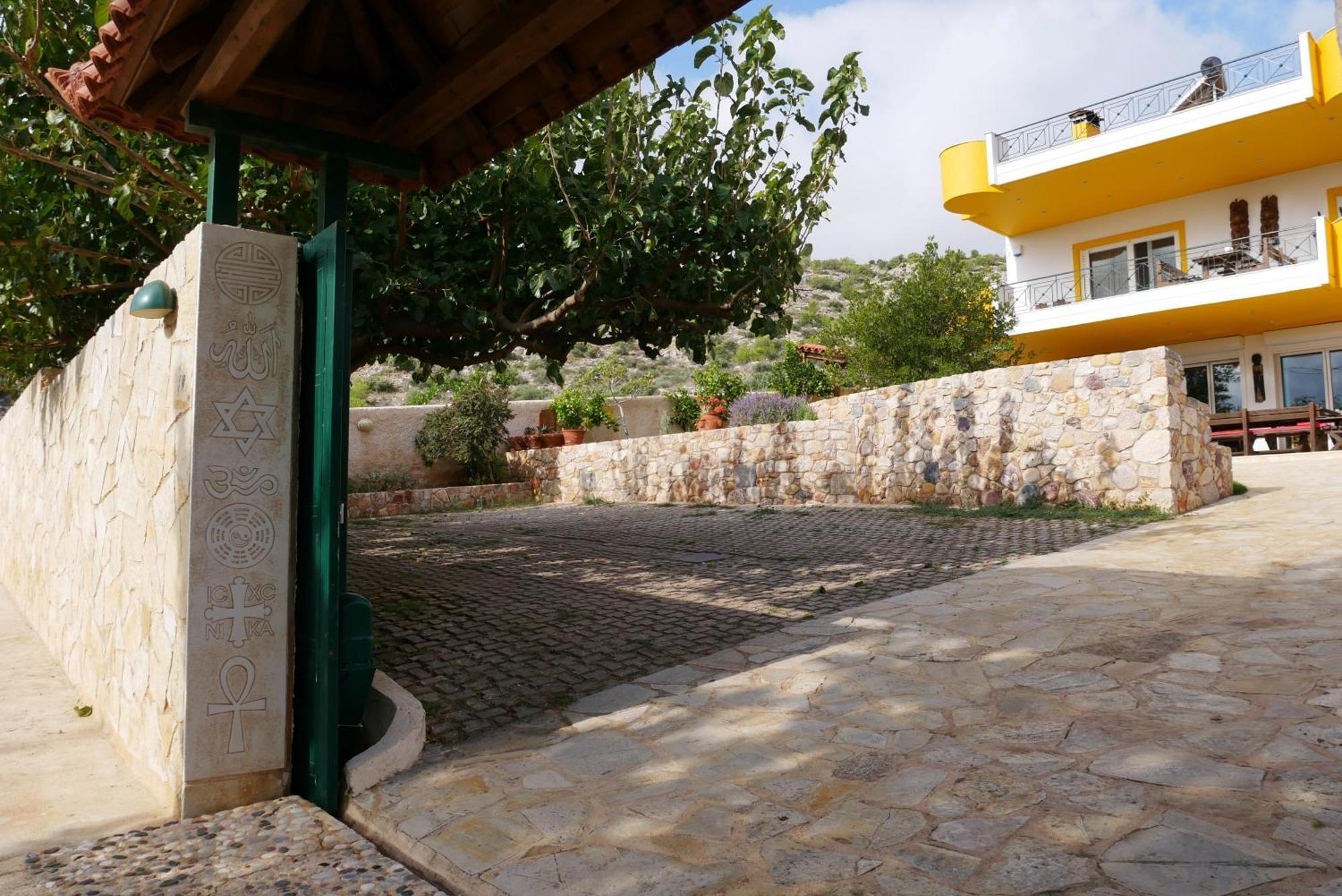 Bed and Breakfast Casa Di Luce Agia Marina  Exterior foto
